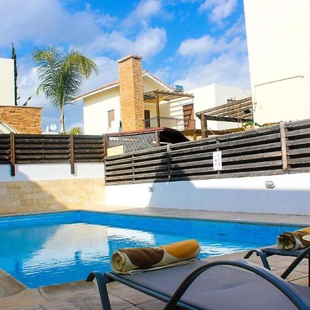 Unique Beach Luxurious Villas 圣纳帕 外观 照片