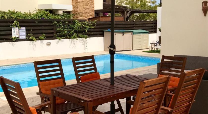 Unique Beach Luxurious Villas 圣纳帕 外观 照片